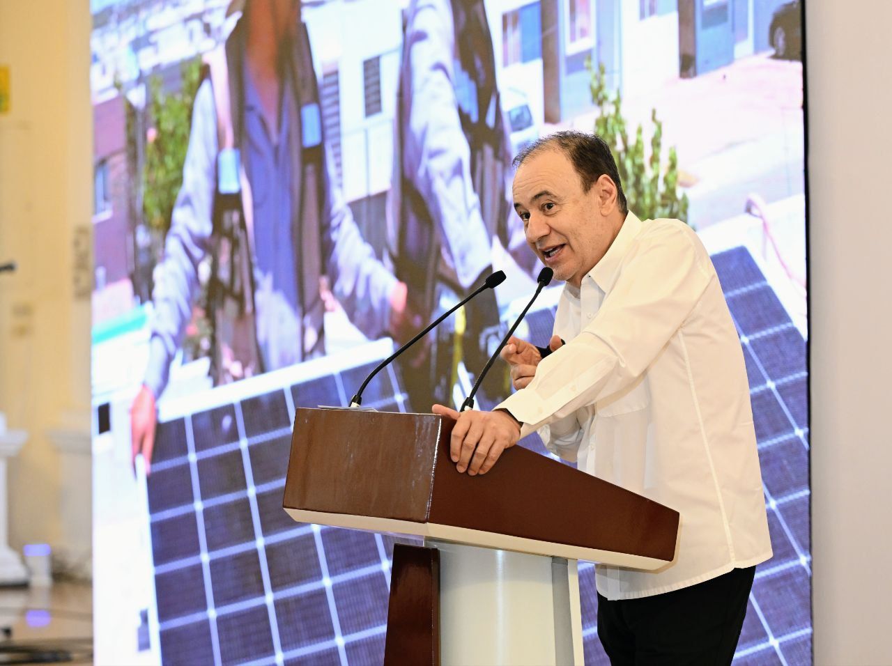 El mandatario estatal señaló que Sonora se convirtió en el segundo estado del país en implementar el programa Techos Solares para el Bienestar y hoy se arranca el registro en Hermosillo.